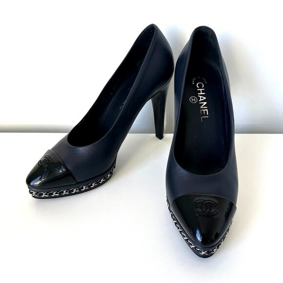 CHANEL 2015 CC Logo Cap Toe Chain Link Platform Pumps IT 39 Navy Blue - Picture 9 of 14
